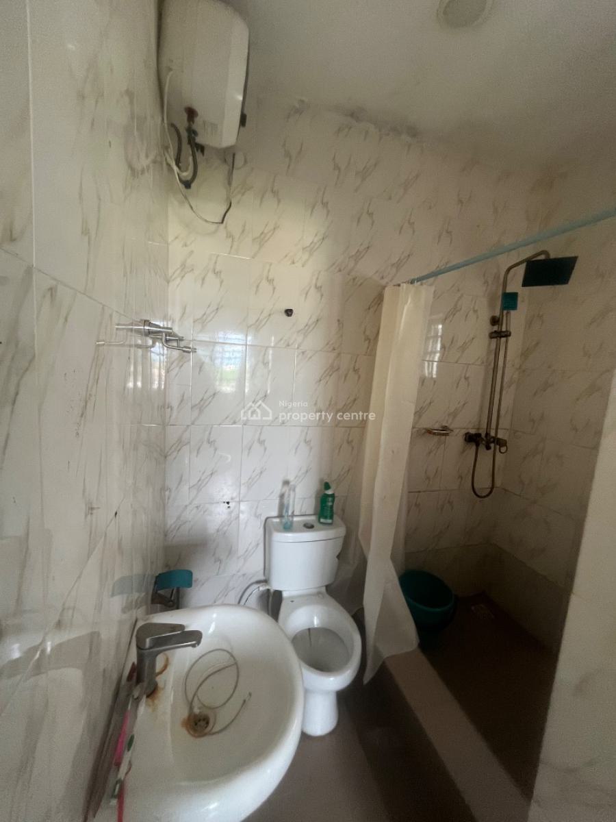 Nice and Beautiful 2bedroom Flat Upstairs, Mobil Road Ilaje, Ajah, Lagos, Flat / Apartment for Rent