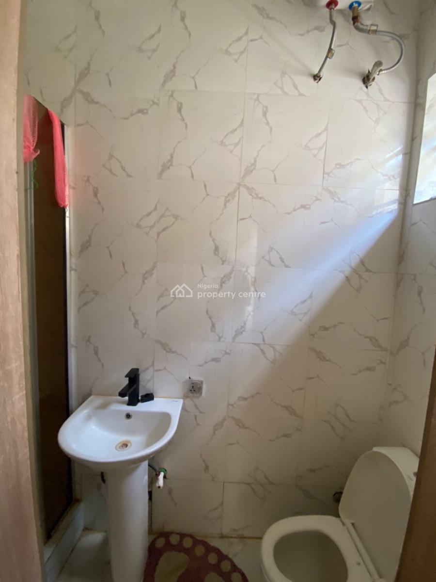 Exclusive 2-bedroom Terrace Duplex with Bq, Ikota, Lekki, Lagos, Terraced Duplex for Rent