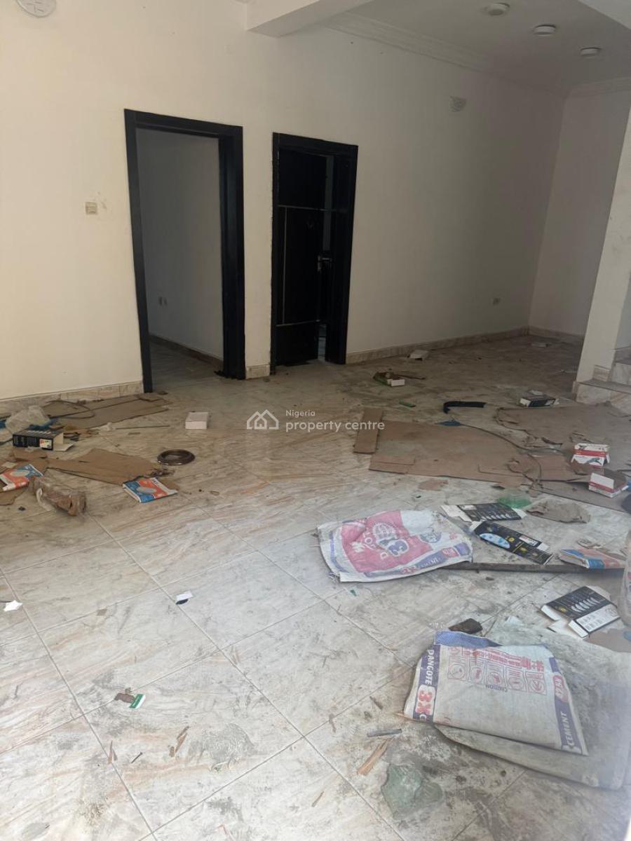 Well Maintaned 5-bedroom Terrace Duplex, Ilaje, Ajah, Lagos, Terraced Duplex for Rent