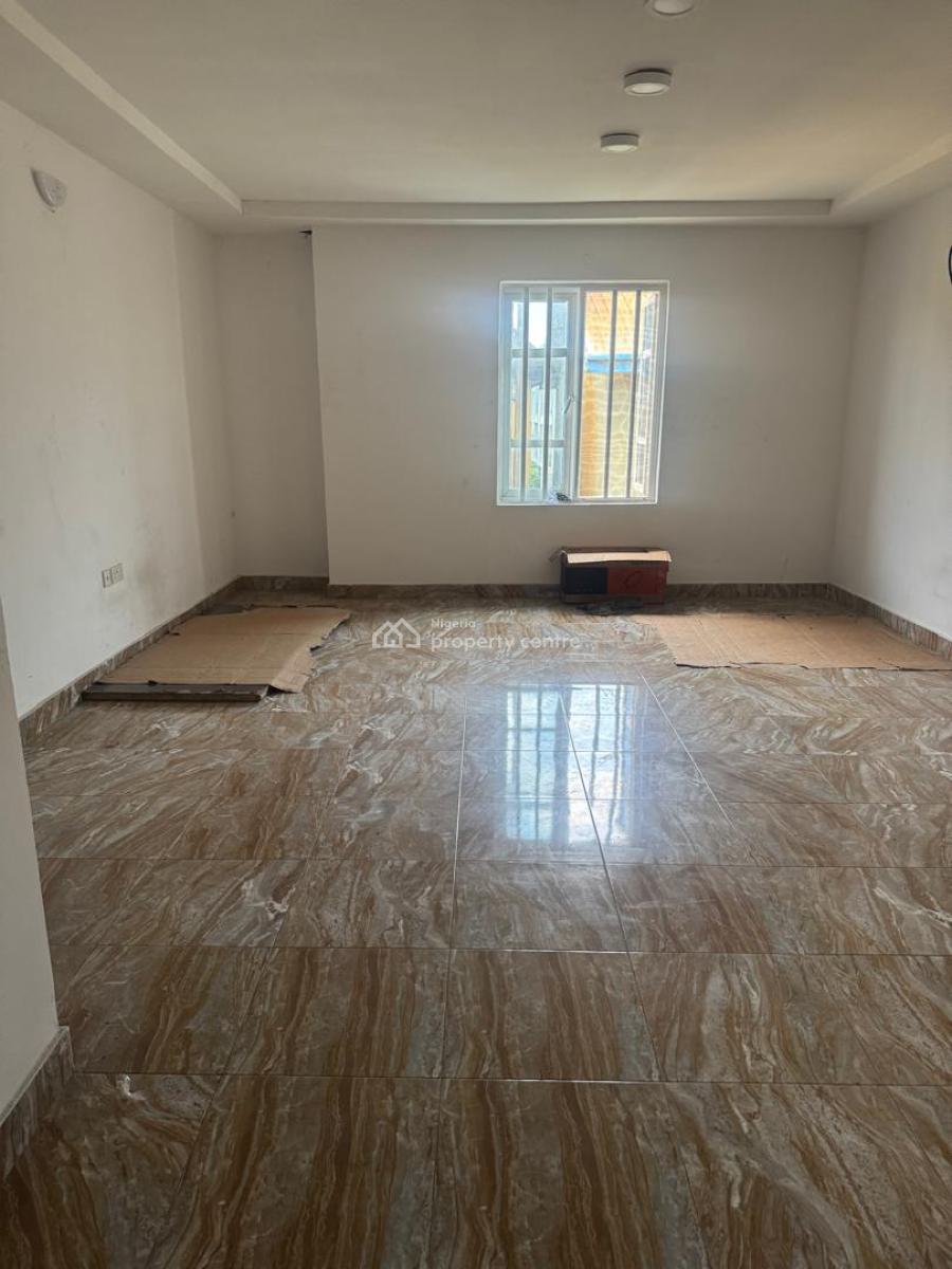 Well Maintaned 5-bedroom Terrace Duplex, Ilaje, Ajah, Lagos, Terraced Duplex for Rent
