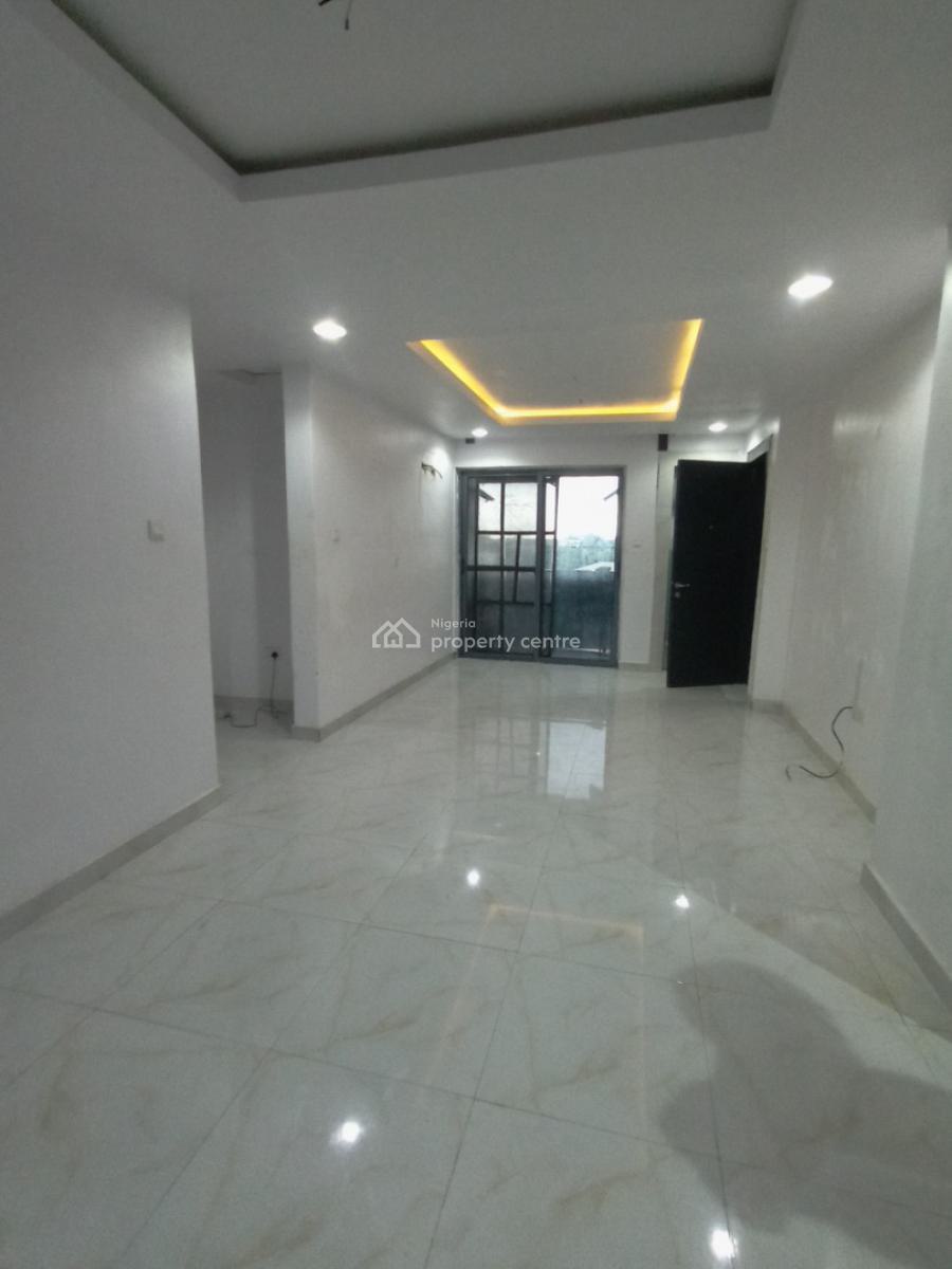 Executive 2 Bedroom Flat Upstairs, Off Mobil Road, Ajah, Lagos, Flat / Apartment for Rent