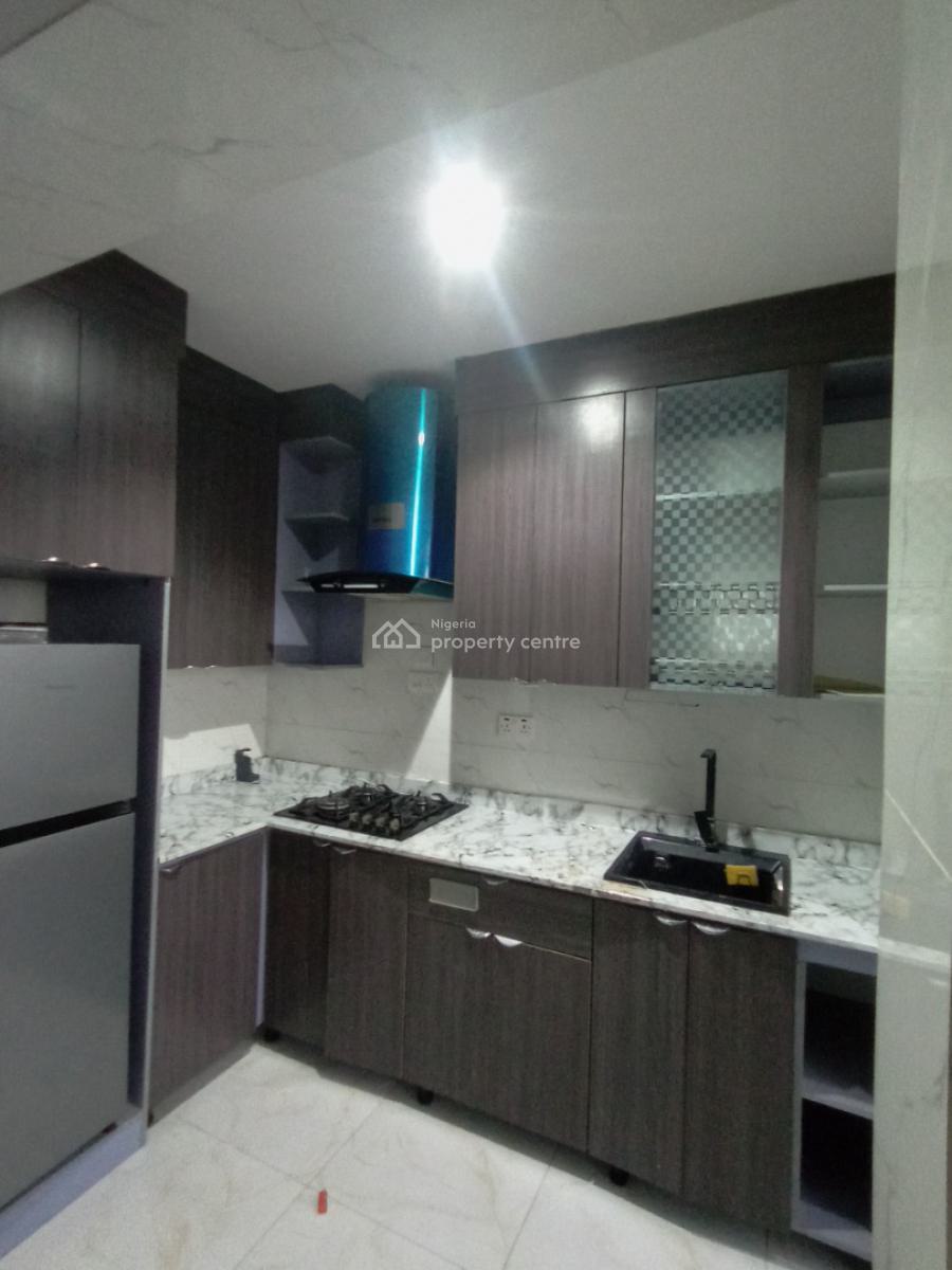 Executive 2 Bedroom Flat Upstairs, Off Mobil Road, Ajah, Lagos, Flat / Apartment for Rent