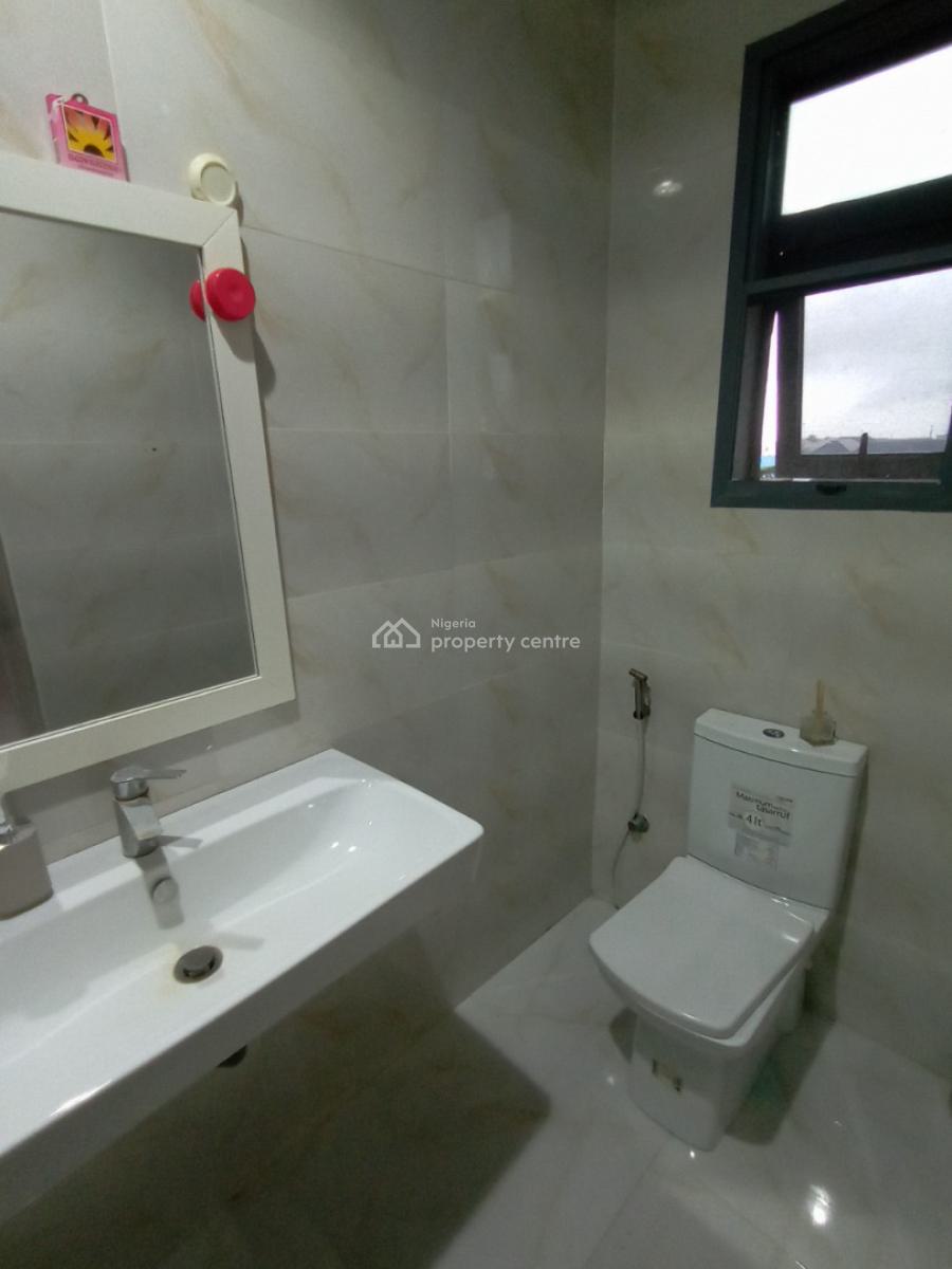 Executive 2 Bedroom Flat Upstairs, Off Mobil Road, Ajah, Lagos, Flat / Apartment for Rent