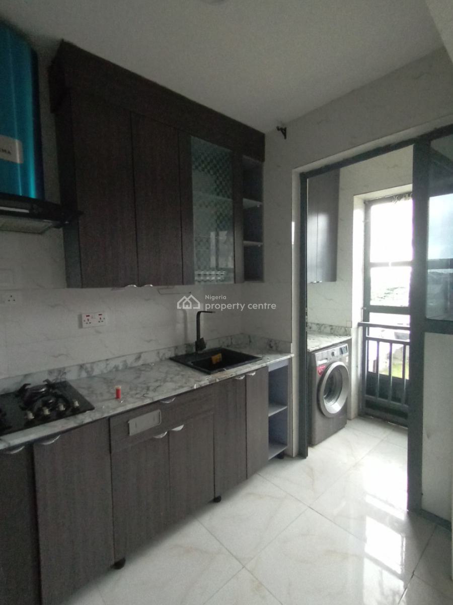 Executive 2 Bedroom Flat Upstairs, Off Mobil Road, Ajah, Lagos, Flat / Apartment for Rent