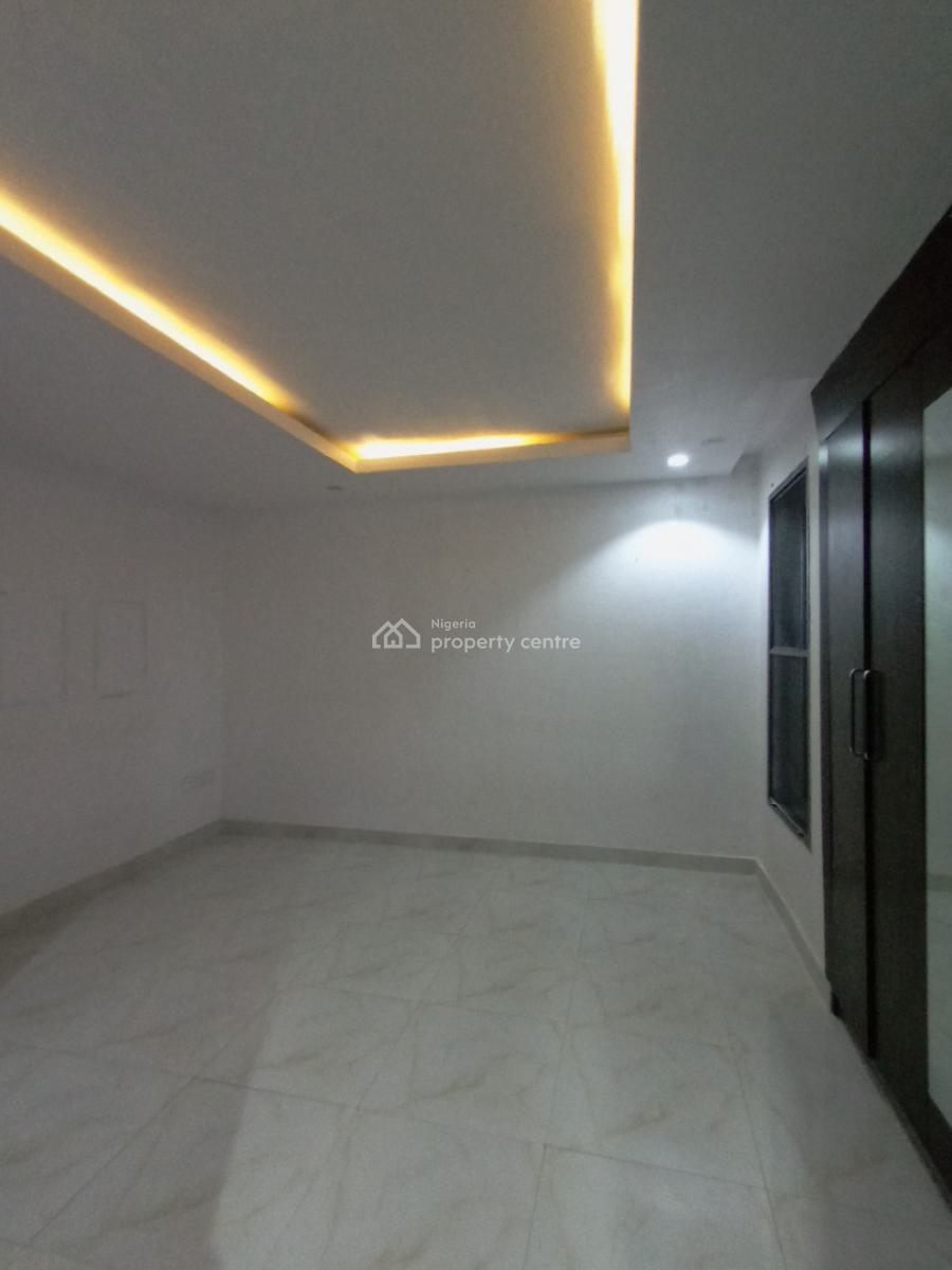 Executive 2 Bedroom Flat Upstairs, Off Mobil Road, Ajah, Lagos, Flat / Apartment for Rent