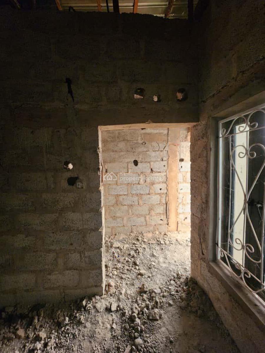 3bedroom En-suite Terrace Duplex Carcass, Close to Christland School, Apo, Abuja, Terraced Duplex for Sale