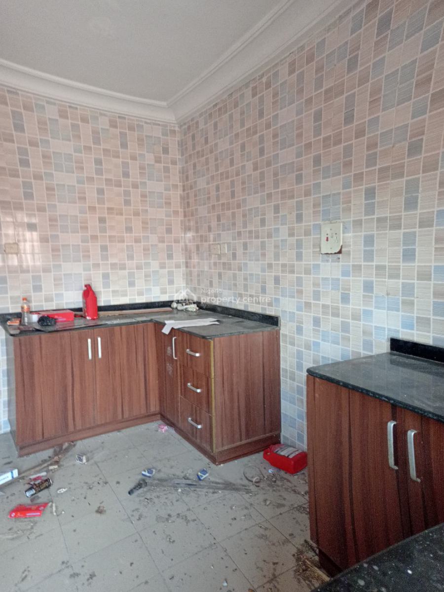 3 Bedroom Flat Upstairs, Off Mobil Road, Ajah, Lagos, Flat / Apartment for Rent