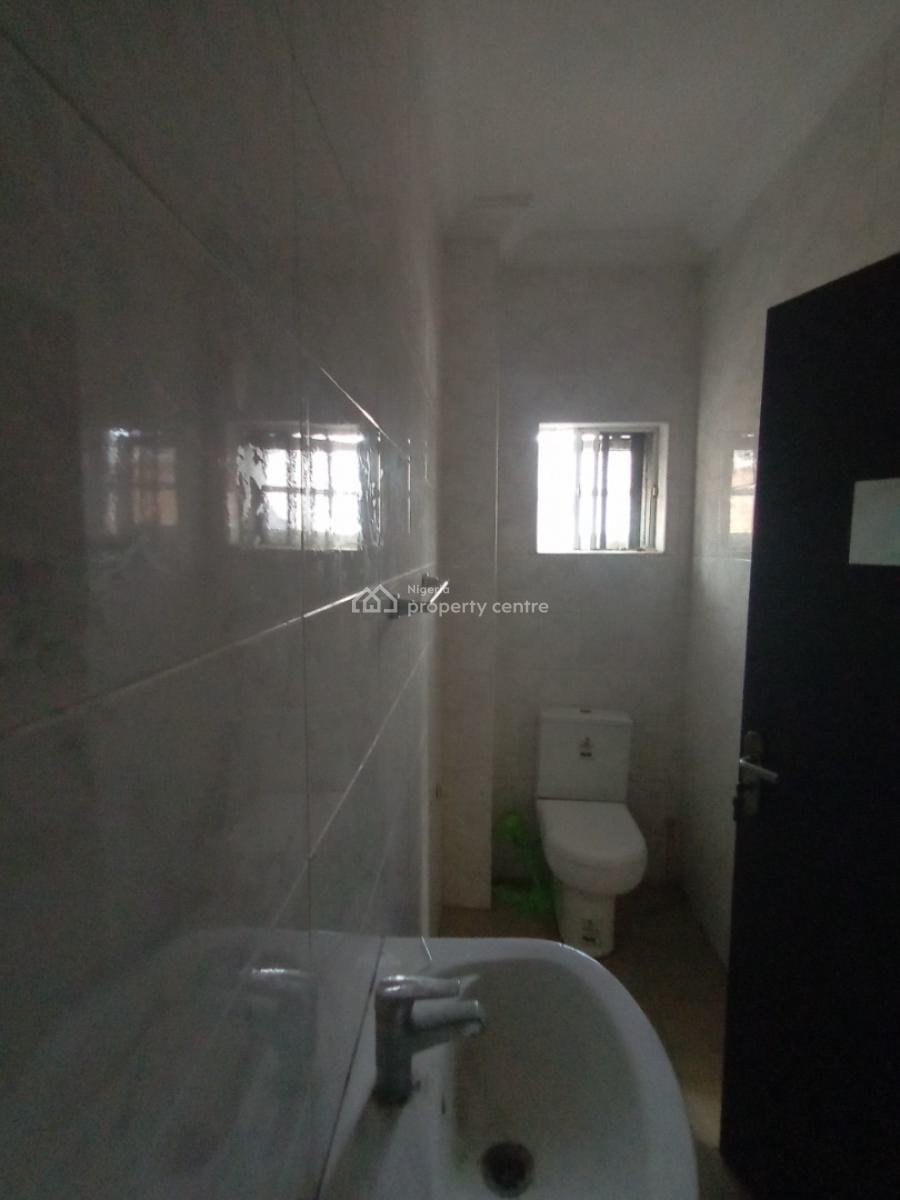 3 Bedroom Flat Upstairs, Off Mobil Road, Ajah, Lagos, Flat / Apartment for Rent