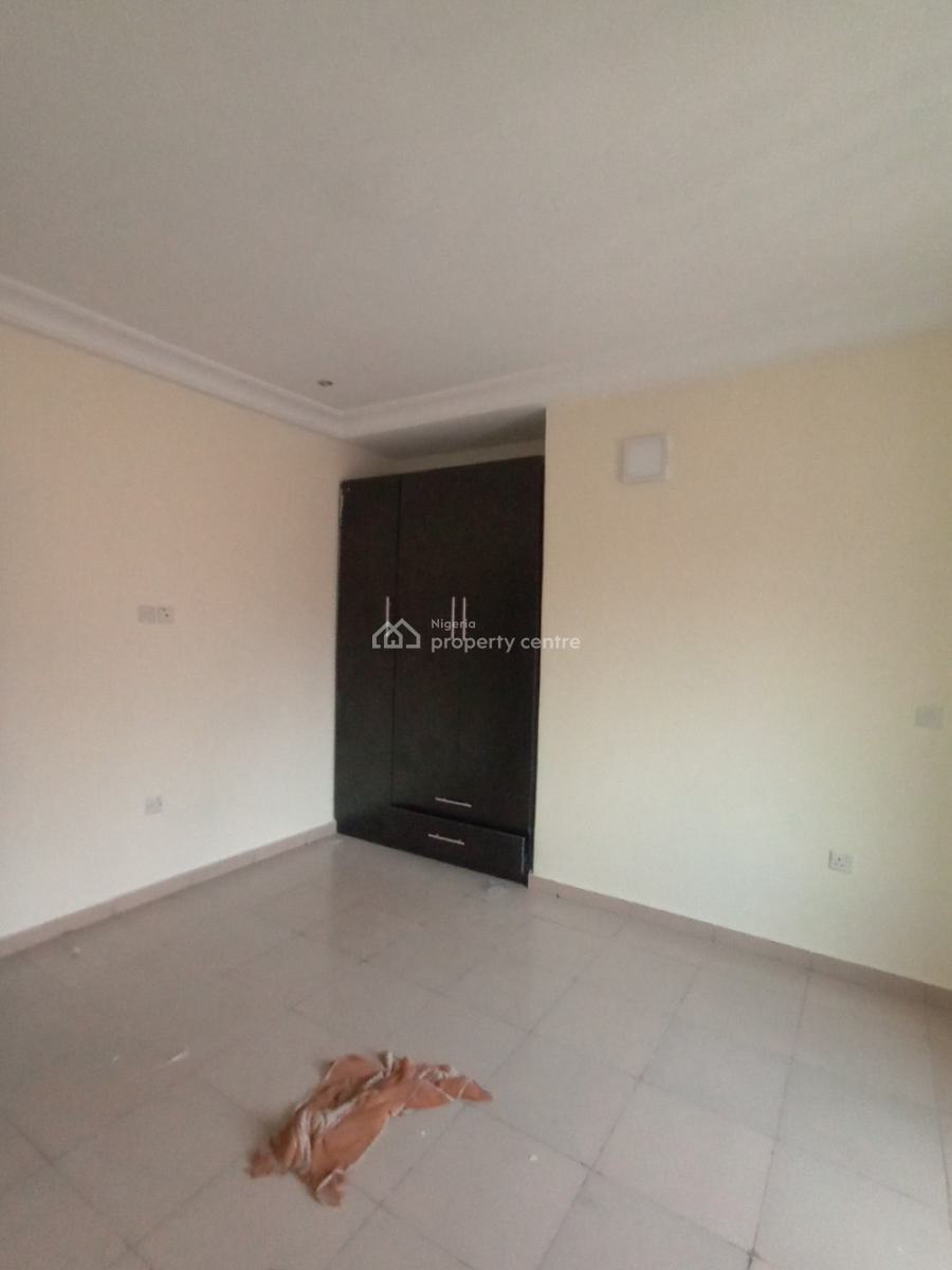 3 Bedroom Flat Upstairs, Off Mobil Road, Ajah, Lagos, Flat / Apartment for Rent