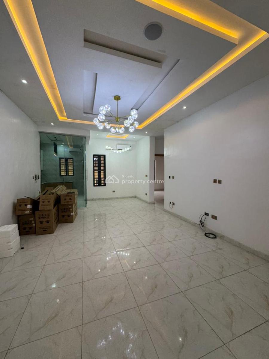 Luxury 2 Bedroom Apartment, New Road, Lekki Expressway, Lekki, Lagos, Flat / Apartment for Rent