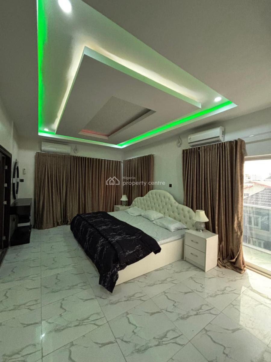 Fully Furnished Mini 2 Bedroom Penthouse, Ologolo, Lekki, Lagos, Flat / Apartment for Rent