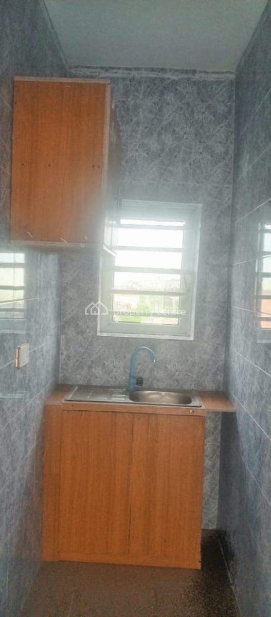 Newly Built Self-contained Upstairs with a Personal Prepaid, Malete (opposite Beachwood Estate), Imalete Alafia, Ibeju Lekki, Lagos, Self Contain (single Rooms) for Rent
