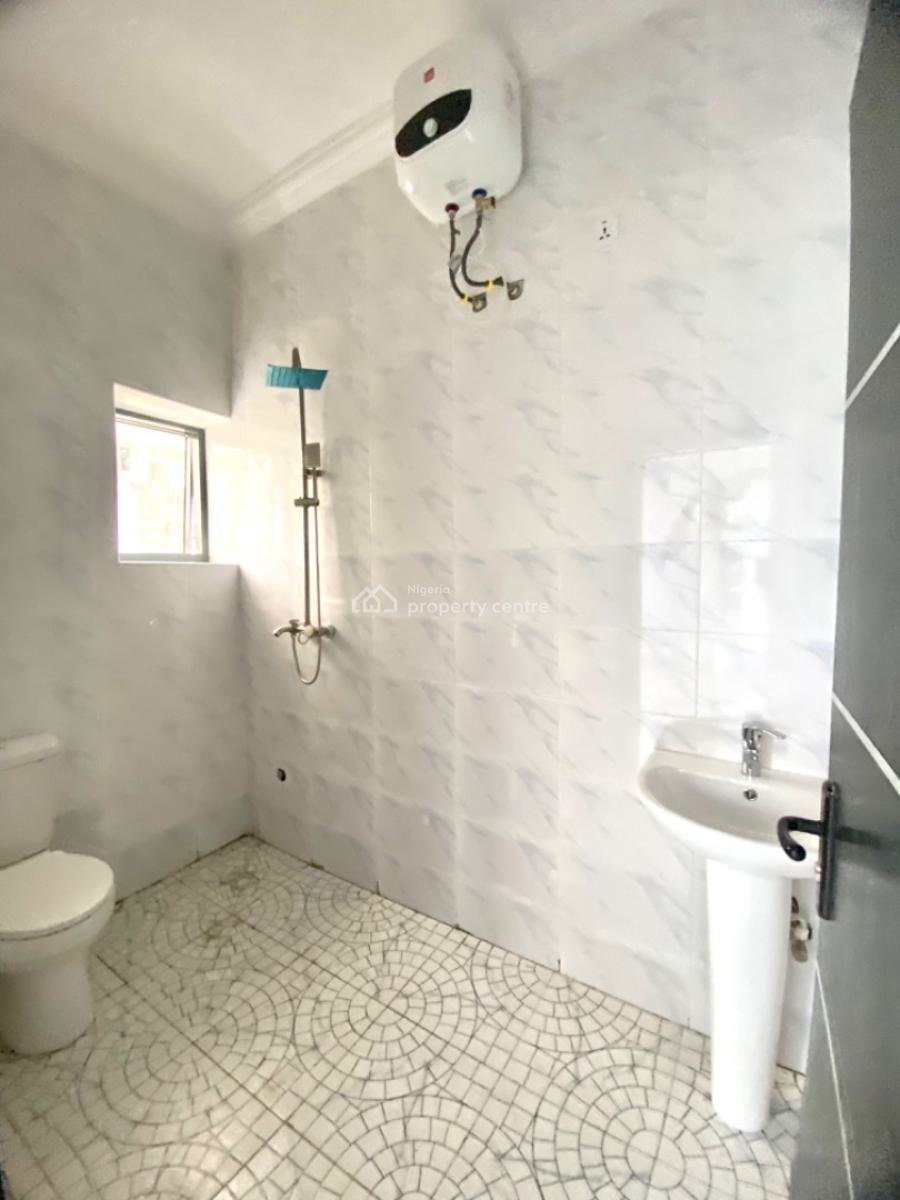 an Executive Two Bedroom Flat, Grace News Estate Behind Blenco Mall Sangotedo Ajah, Lekki, Lagos, Flat / Apartment for Rent