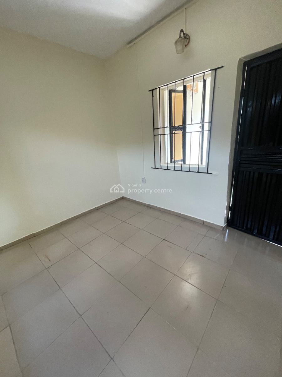 Newly Renovated 1 Bedroom Flat, Isokan Estate Off Harryman Block Bus Stop Osi, Ado-odo/ota, Ogun, Mini Flat (room and Parlour) for Rent