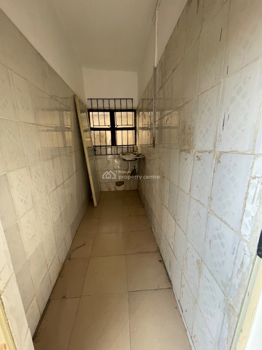 Newly Renovated 1 Bedroom Flat, Isokan Estate Off Harryman Block Bus Stop Osi, Ado-odo/ota, Ogun, Mini Flat (room and Parlour) for Rent