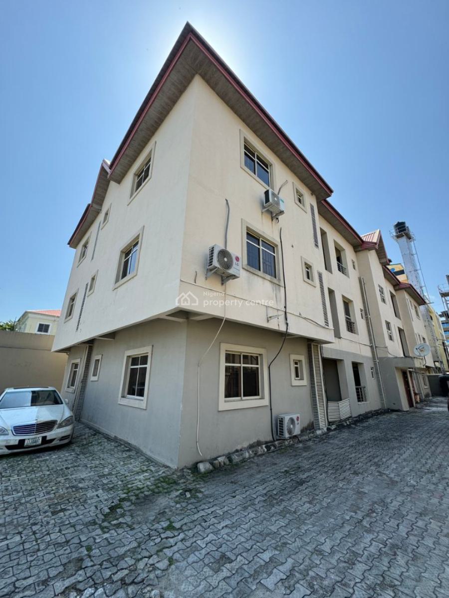 3-bedroom Apartment with Bq, Lekki Phase 1, Lekki, Lagos, Flat / Apartment for Rent