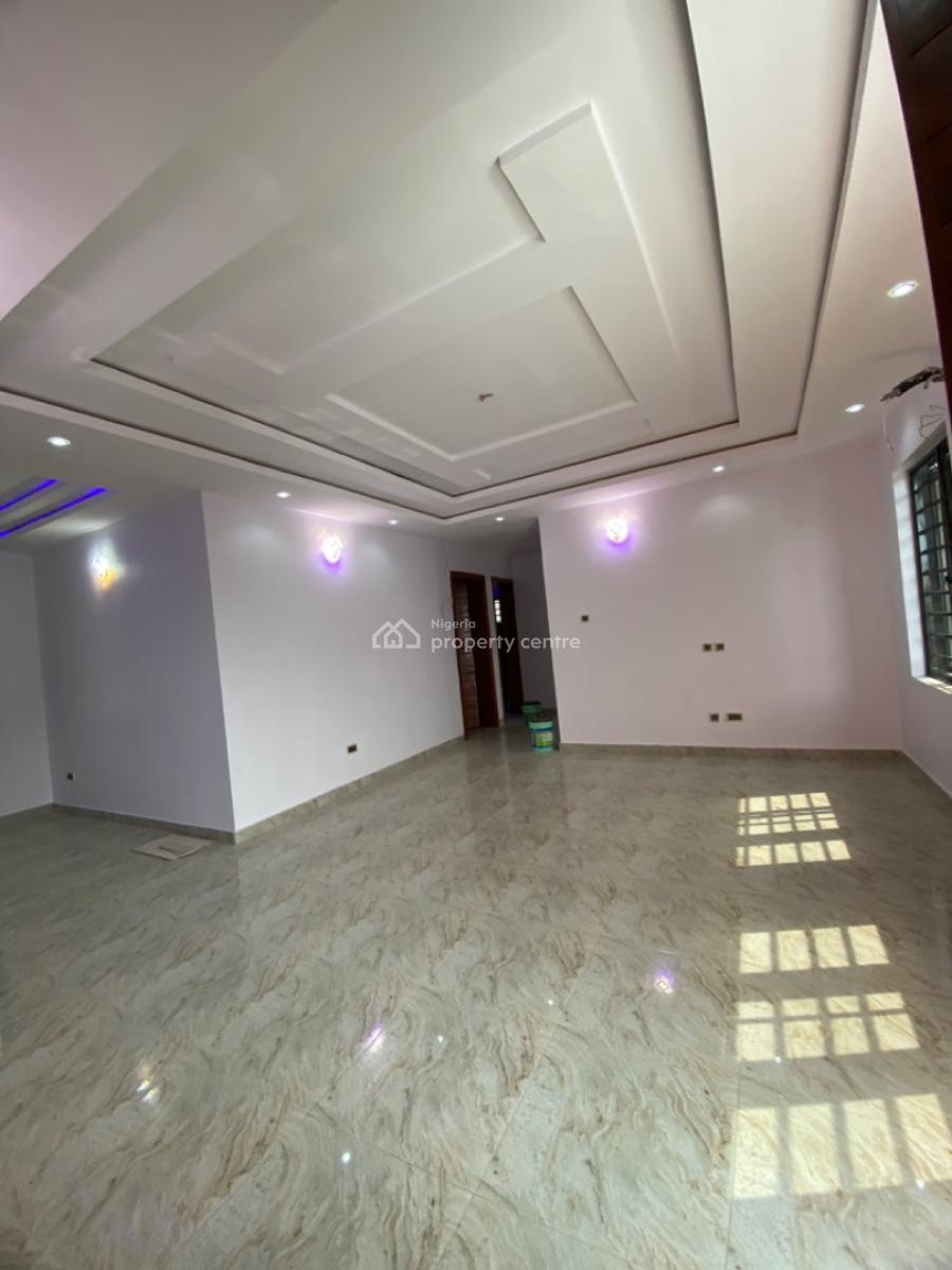 an Executive 3 Bedroom Flat, Ocean Palm Estate, Sangotedo, Ajah, Lagos, Flat / Apartment for Rent
