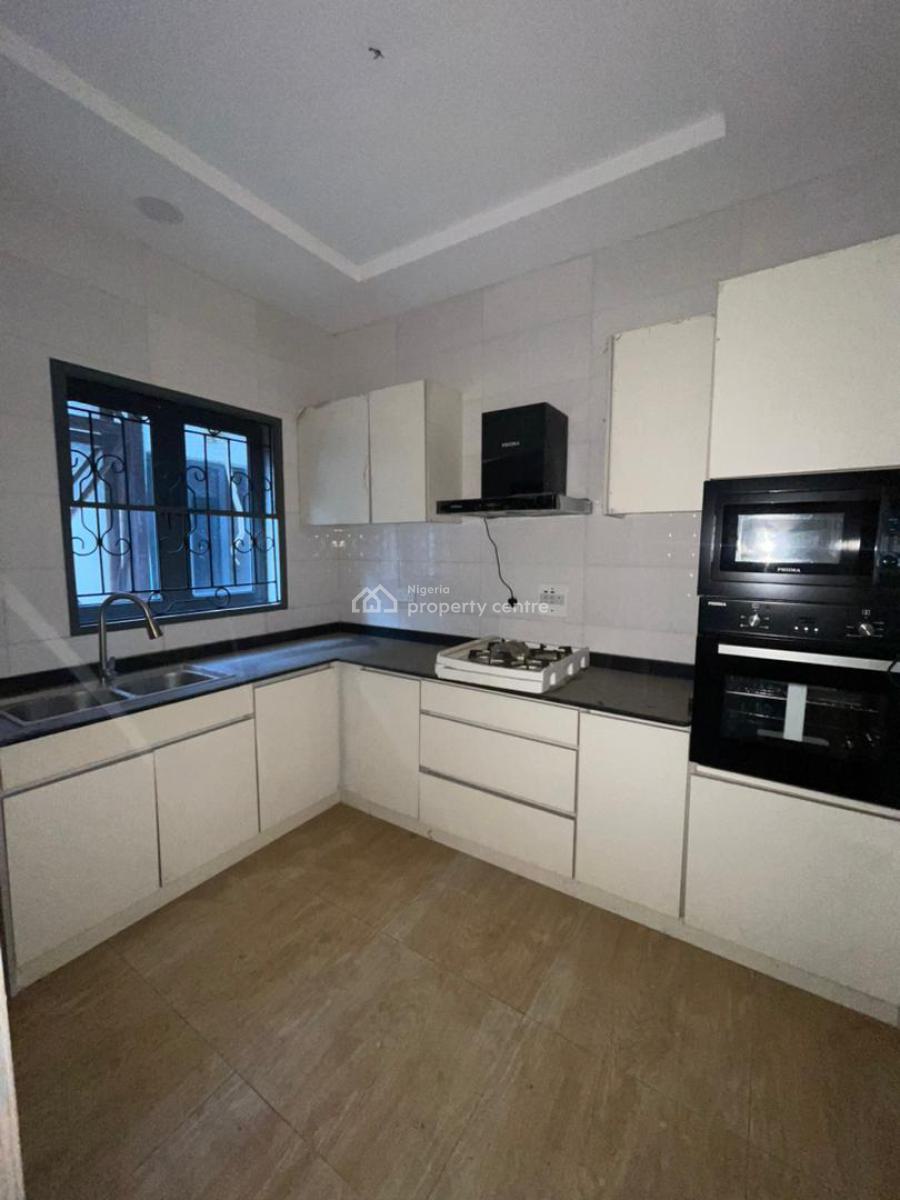 Luxurious 1 Bedroom Apartment, Agungi, Lekki Phase 1, Lekki, Lagos, Flat / Apartment for Sale