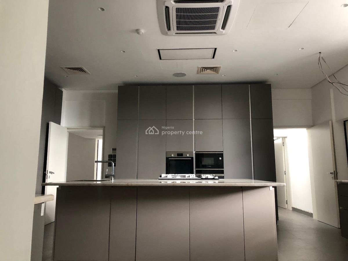 Waterfront Luxury 6 Bedroom Mansion + 4 Bq, Chalet, Swimming Pool, Gym, Banana Island, Ikoyi, Lagos, House for Sale