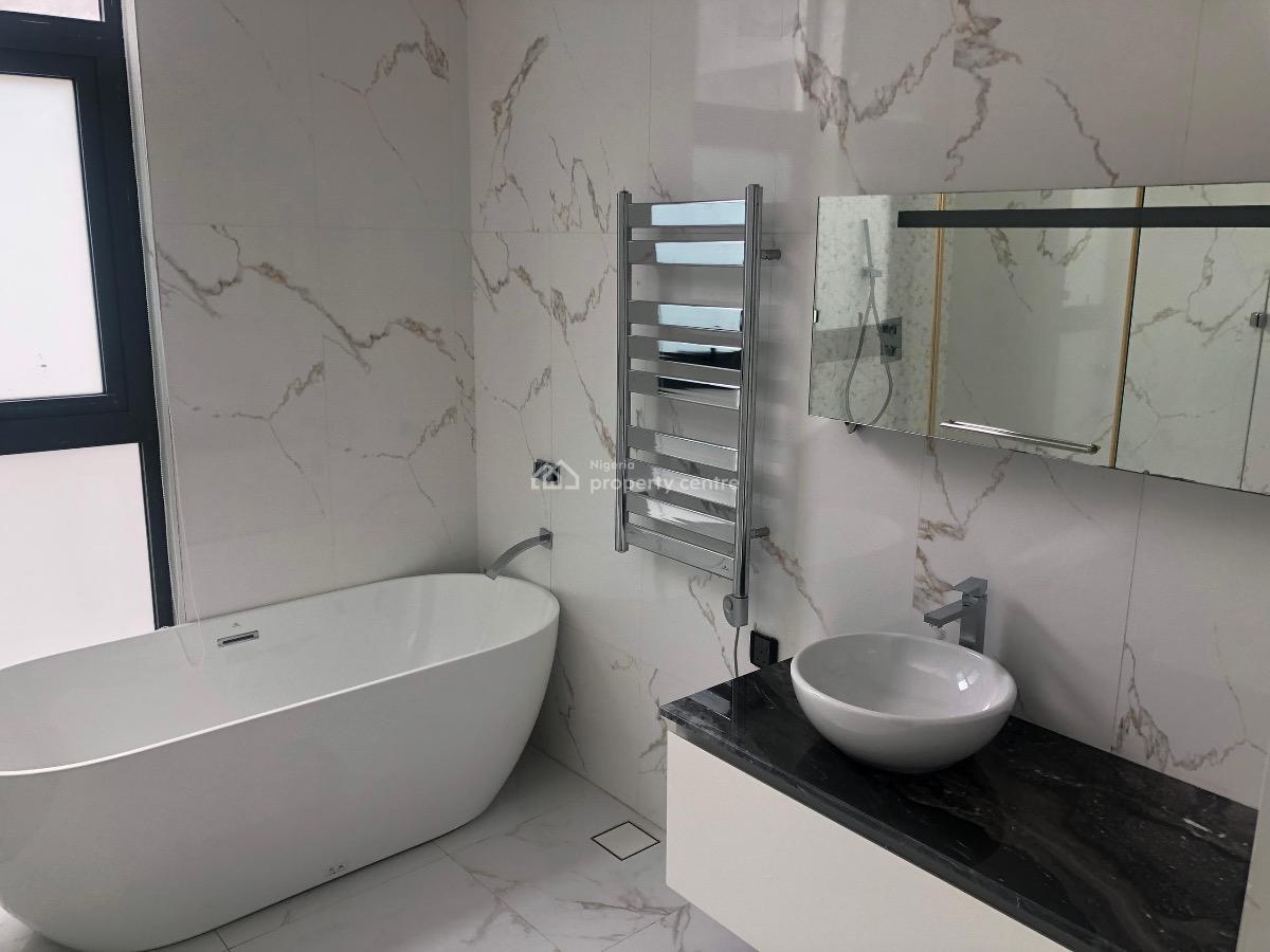 Waterfront Luxury 6 Bedroom Mansion + 4 Bq, Chalet, Swimming Pool, Gym, Banana Island, Ikoyi, Lagos, House for Sale