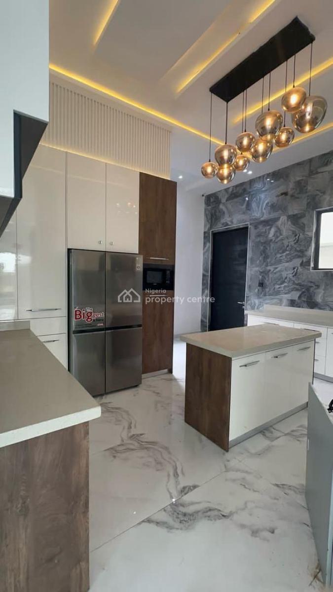 an Exquisite 5 Bedroom Mansion with Bq and Rooftop, Osapa, Lekki, Lagos, Detached Duplex for Sale