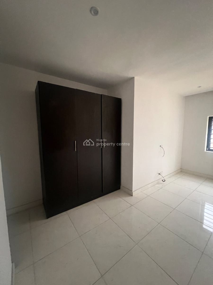 2 Bedroom Apartment, Ocean Breeze Estate, Ologolo, Lekki, Lagos, Flat / Apartment for Sale