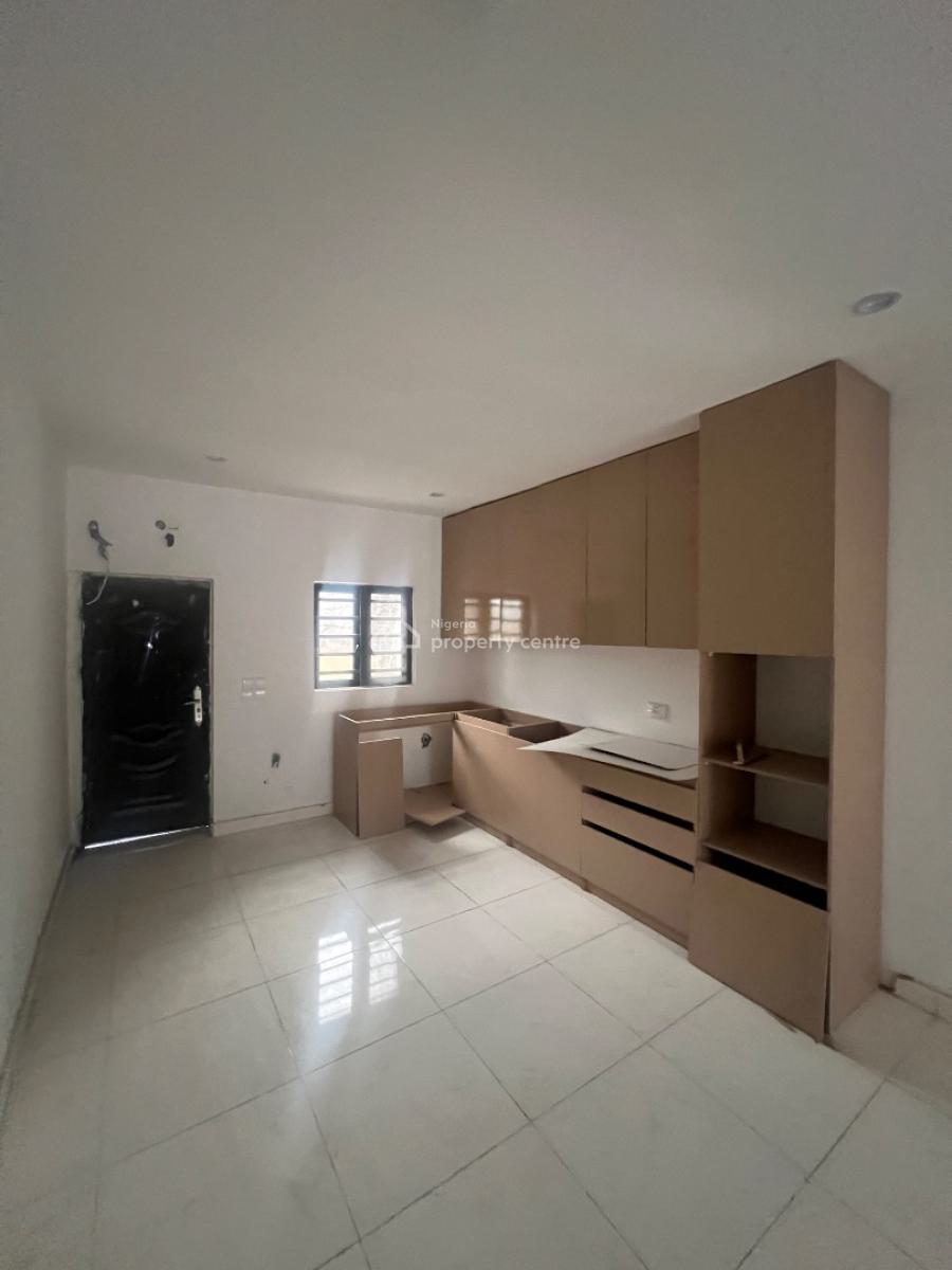 2 Bedroom Apartment, Ocean Breeze Estate, Ologolo, Lekki, Lagos, Flat / Apartment for Sale