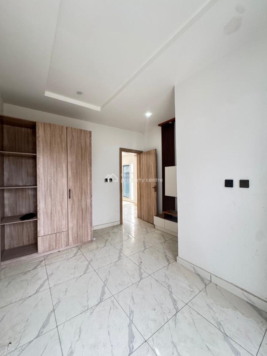 2 Bedroom Unfurnished Apartment, Ikate, Lekki, Lagos, Flat / Apartment for Rent