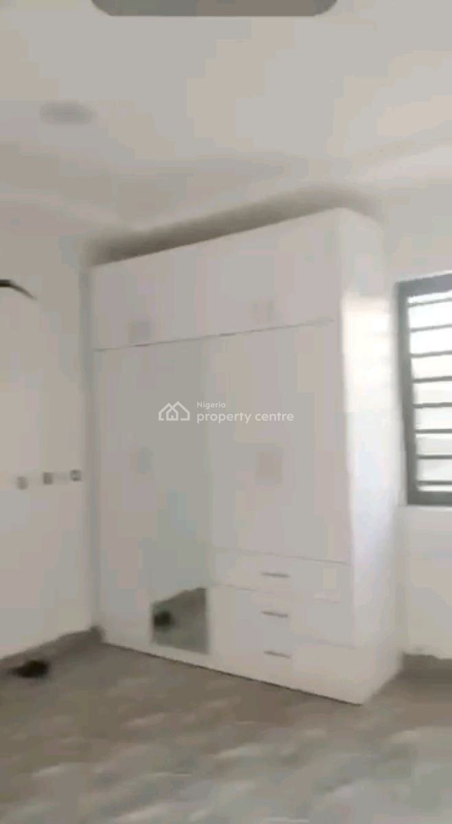 Newly Built 2 Bedroom Flat, New Garage, Gbagada, Lagos, Flat / Apartment for Rent