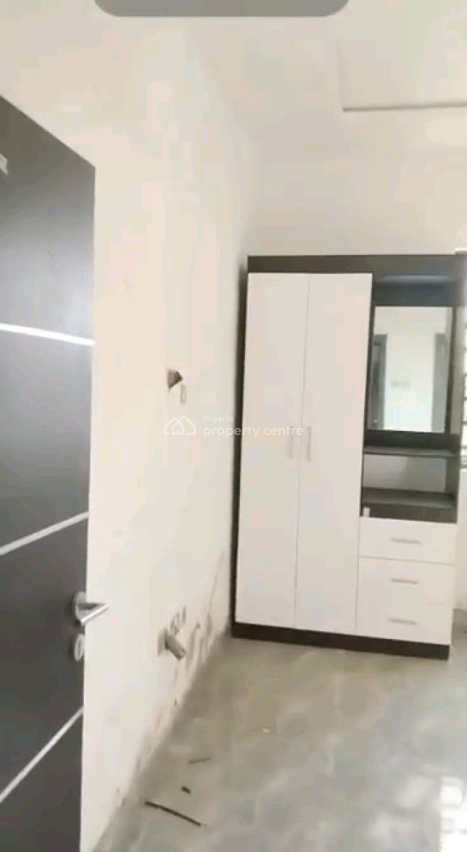 Newly Built 2 Bedroom Flat, New Garage, Gbagada, Lagos, Flat / Apartment for Rent
