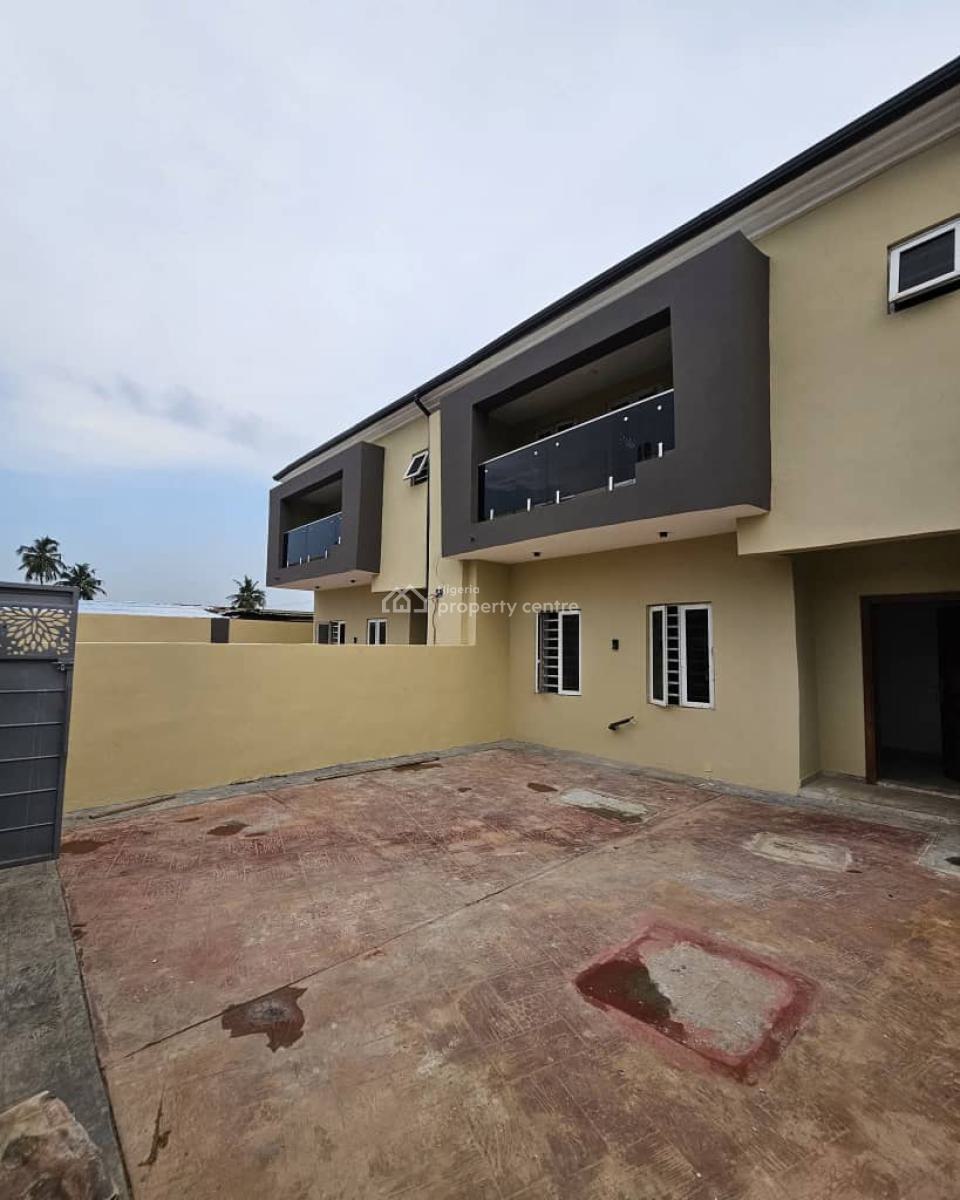 Newly Built Spacious 4 Bedroom Terrace Duplex, Estate Dopemu Cement, Agege, Lagos, Terraced Duplex for Sale