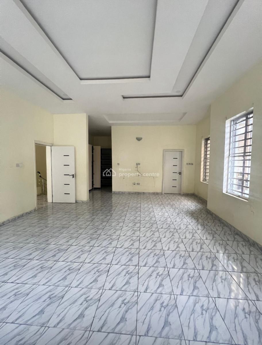 4 Bedroom Spacious Semi Detach Duplex, Ologolo Estate, Lekki, Lagos, Semi-detached Duplex for Rent