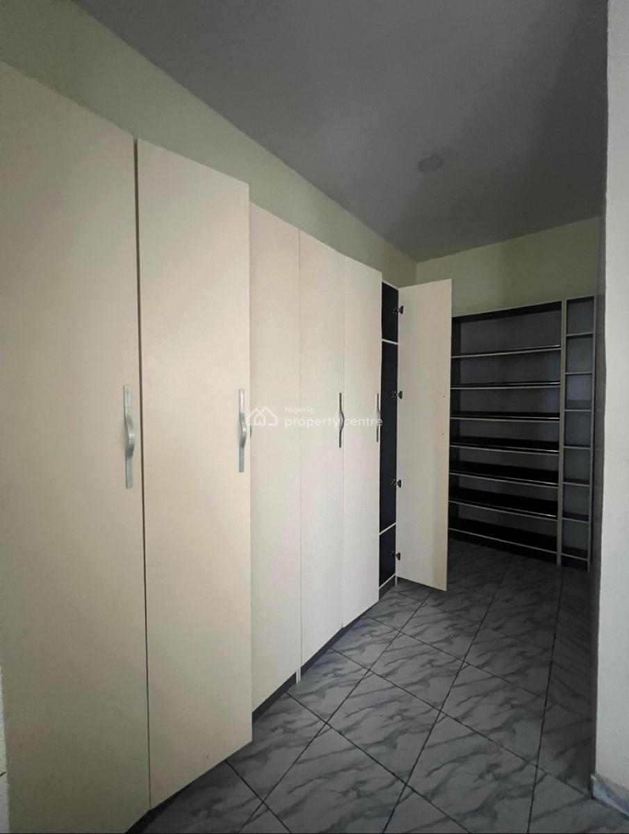 4 Bedroom Spacious Semi Detach Duplex, Ologolo Estate, Lekki, Lagos, Semi-detached Duplex for Rent