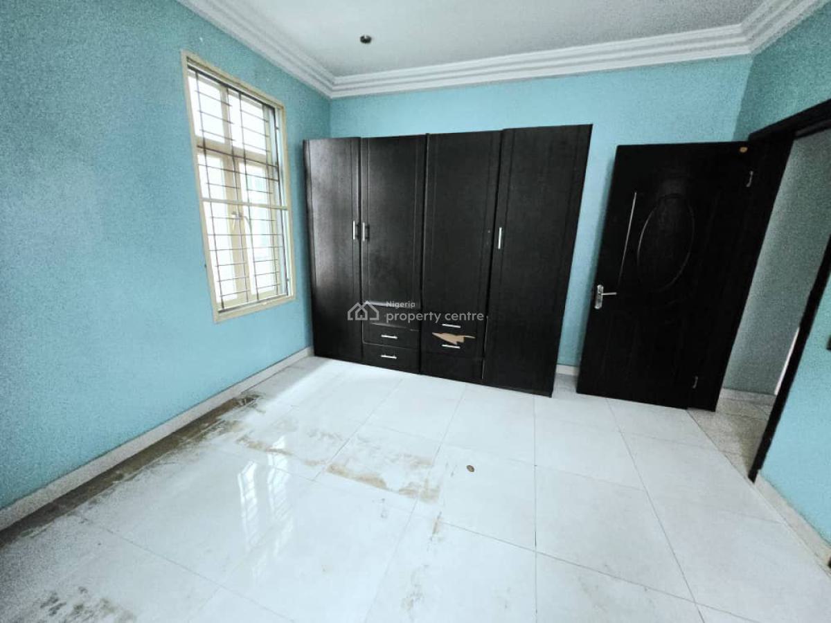 Spacious 2-bedroom Apartment, Lekki Phase 1, Lekki, Lagos, Flat / Apartment for Rent