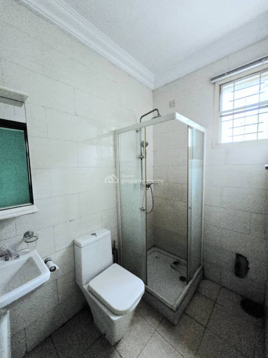 Spacious 2-bedroom Apartment, Lekki Phase 1, Lekki, Lagos, Flat / Apartment for Rent