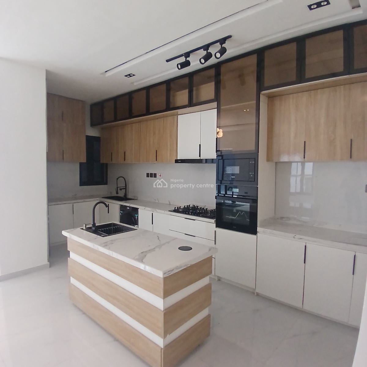 Luxury 2 Bedroom Apartment with  Swimming Pool, & Gym, Ikate, Lekki, Lagos, Flat / Apartment for Sale