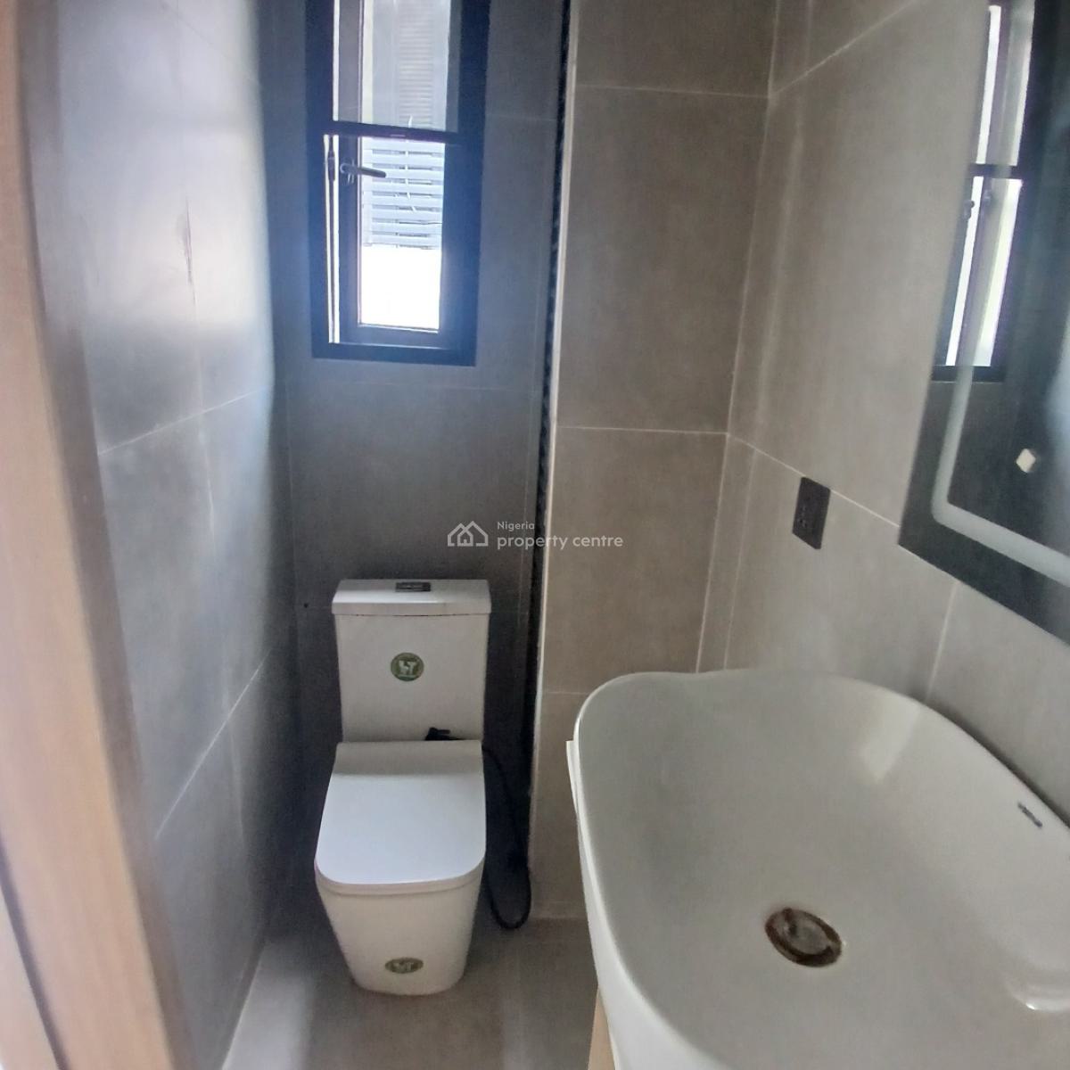 Luxury 2 Bedroom Apartment with  Swimming Pool, & Gym, Ikate, Lekki, Lagos, Flat / Apartment for Sale