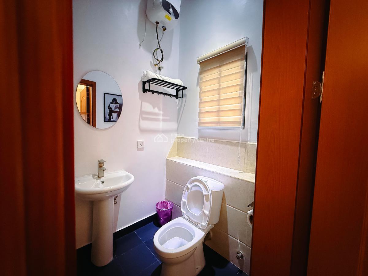 New 2 Bedroom Apartment, Mobil Road, Ilaje, Ajah, Lagos, Flat / Apartment Short Let