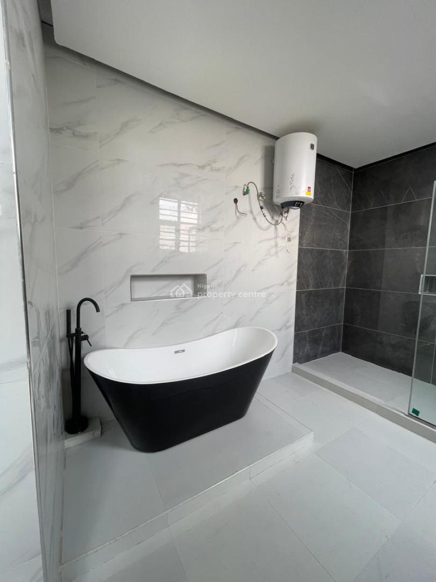 Classy 6 Bedroom Detached with a Room Bq, Chevron, Lekki, Lagos, Detached Duplex for Sale