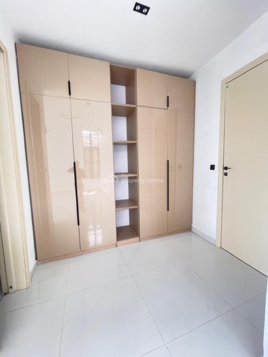 Classy 6 Bedroom Detached with a Room Bq, Chevron, Lekki, Lagos, Detached Duplex for Sale