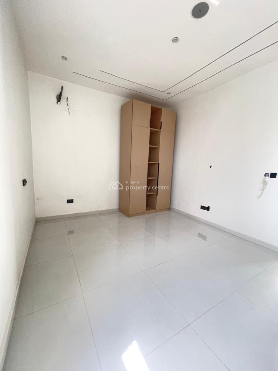 Classy 6 Bedroom Detached with a Room Bq, Chevron, Lekki, Lagos, Detached Duplex for Sale