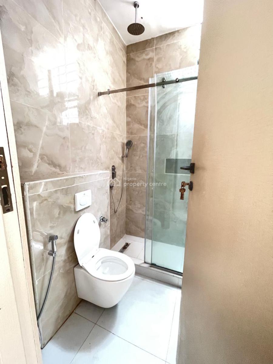 Classy 6 Bedroom Detached with a Room Bq, Chevron, Lekki, Lagos, Detached Duplex for Sale