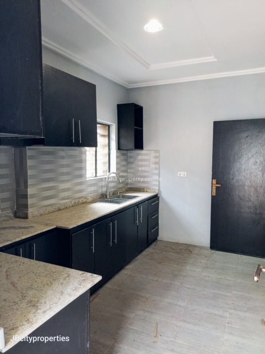 Luxury 2 Bedroom Spacious Apartment, Ogombo, Ajah, Lagos, Flat / Apartment for Rent