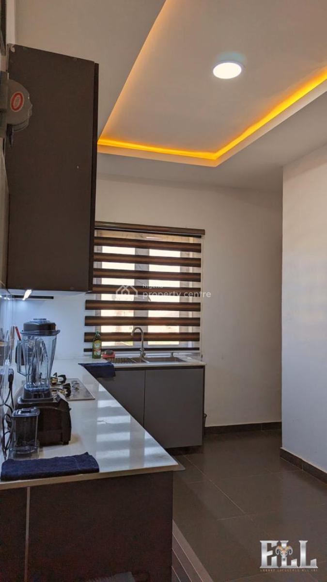 Service Furnished 2 Bedroom Flat, Hon Ajayi Alaba Street Salem, Ikate Elegushi, Lekki, Lagos, Flat / Apartment for Sale