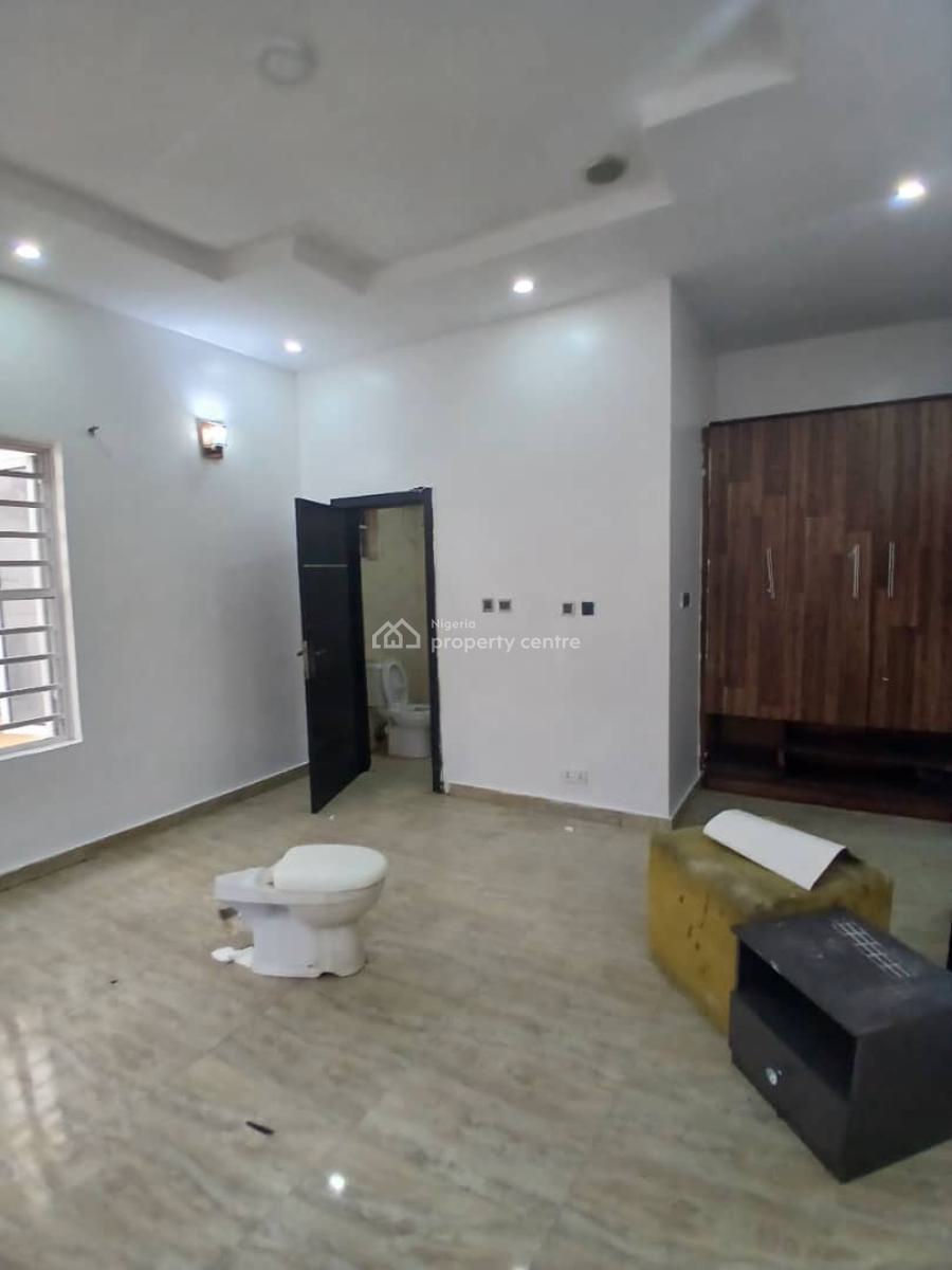 Self Contain, Osapa, Lekki, Lagos, Self Contain (single Rooms) for Rent