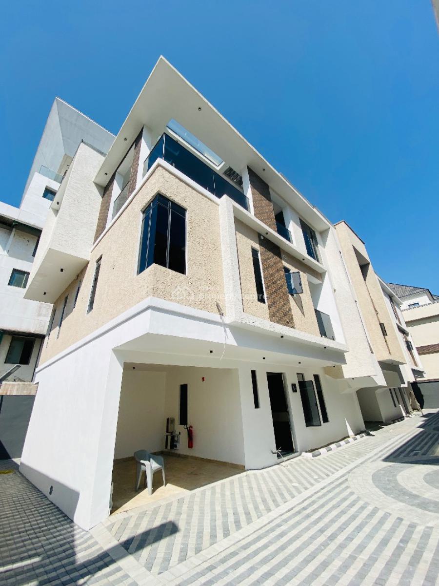 Beautiful 4-bedroom Penthouse, Lekki Phase 1, Lekki, Lagos, Flat / Apartment for Sale