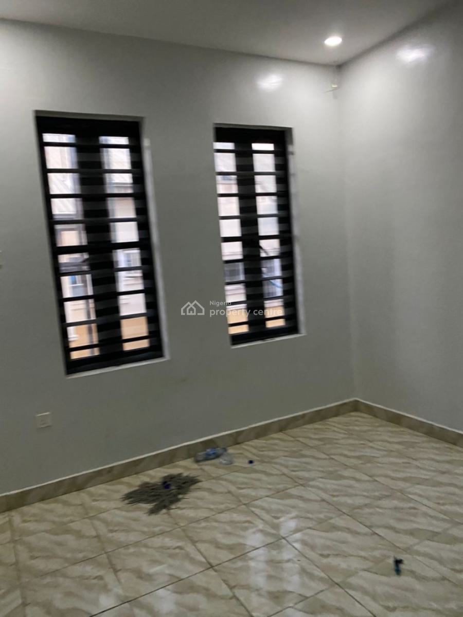 4 Bedroom  Apartment, Gra Phase 1, Magodo, Lagos, Semi-detached Duplex for Rent