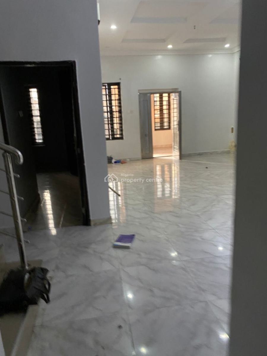 4 Bedroom  Apartment, Gra Phase 1, Magodo, Lagos, Semi-detached Duplex for Rent