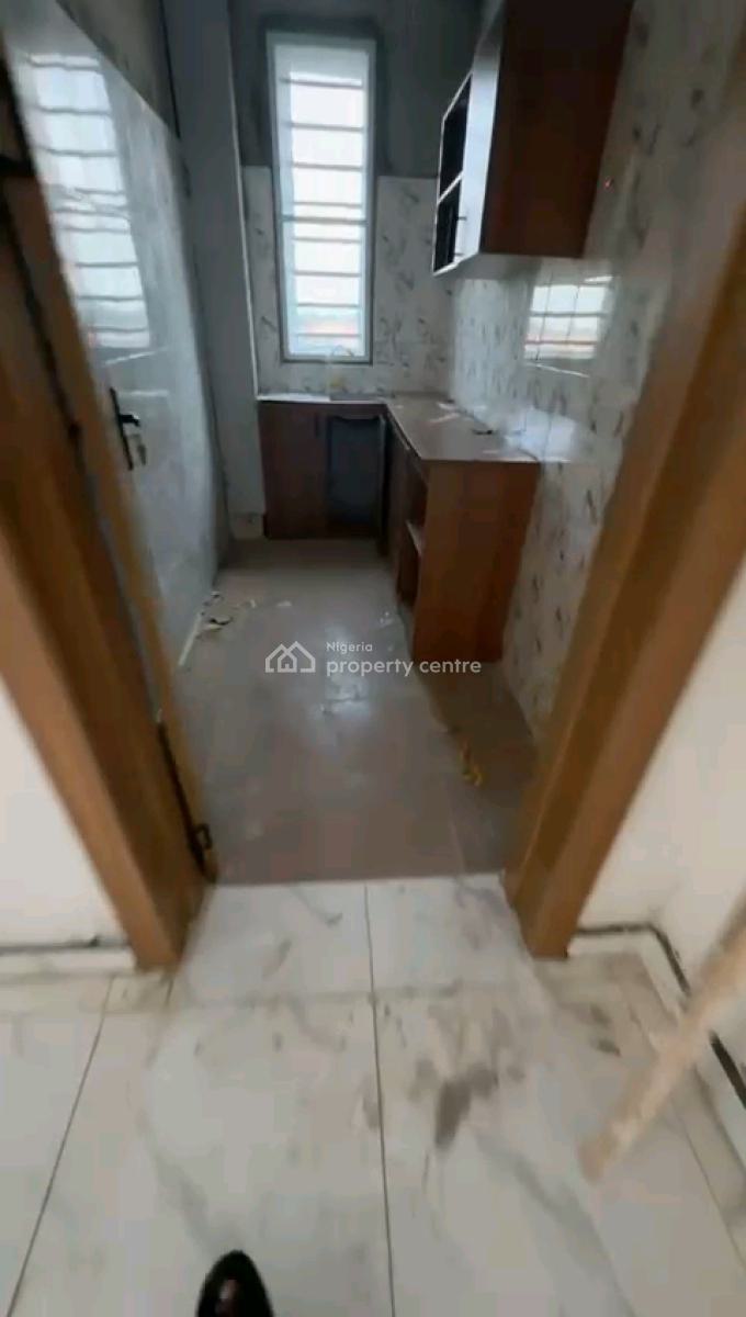 Standard and Executive 2 Bedroom Flat, Onipanu, Ilupeju, Lagos, Flat / Apartment for Rent