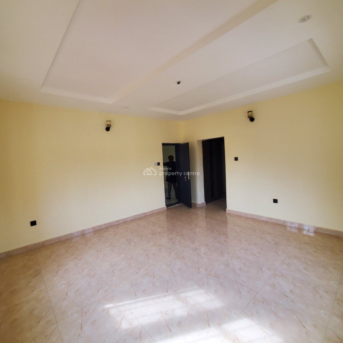 Spacious 3 Bedroom Flat, United Estate, Sangotedo, Ajah, Lagos, Flat / Apartment for Rent